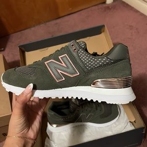 New Balance 574 BRAND NEW